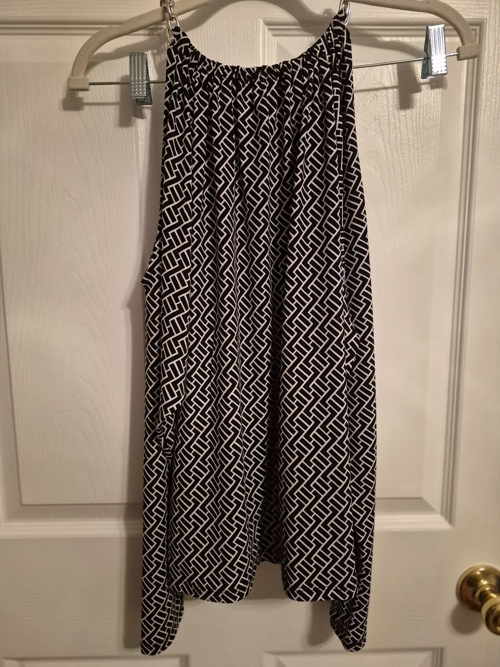 Michael Kors Black and White Print Open-Shoukder long sleeve